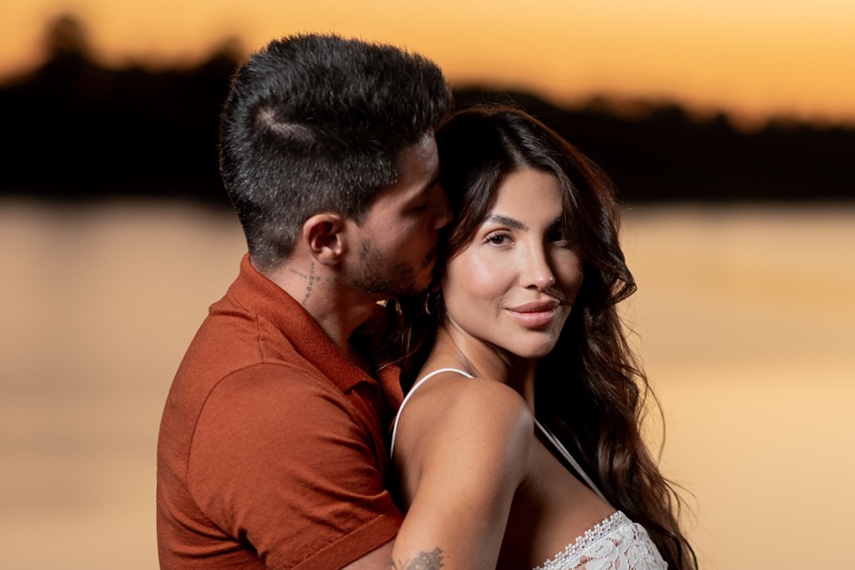 Jheny Santucci revela nome da filha com Arthur Aguiar