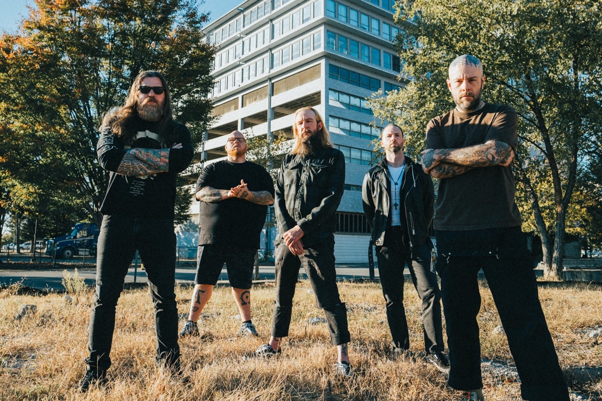 Imagem colorida da banda Demon Hunter - Metrópoles