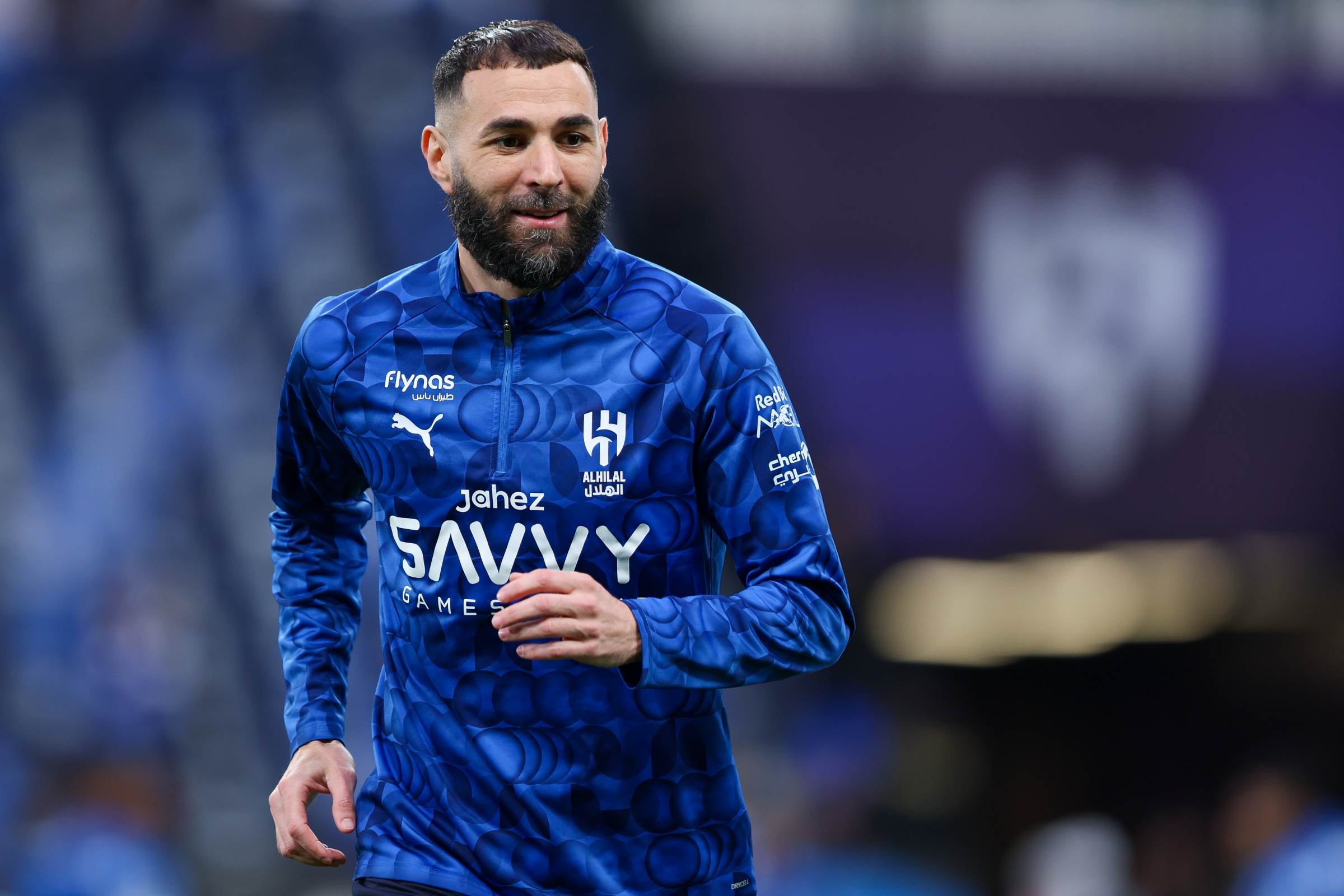 Benzema rescinde contrato com Al-Hilal e cogita aposentadoria