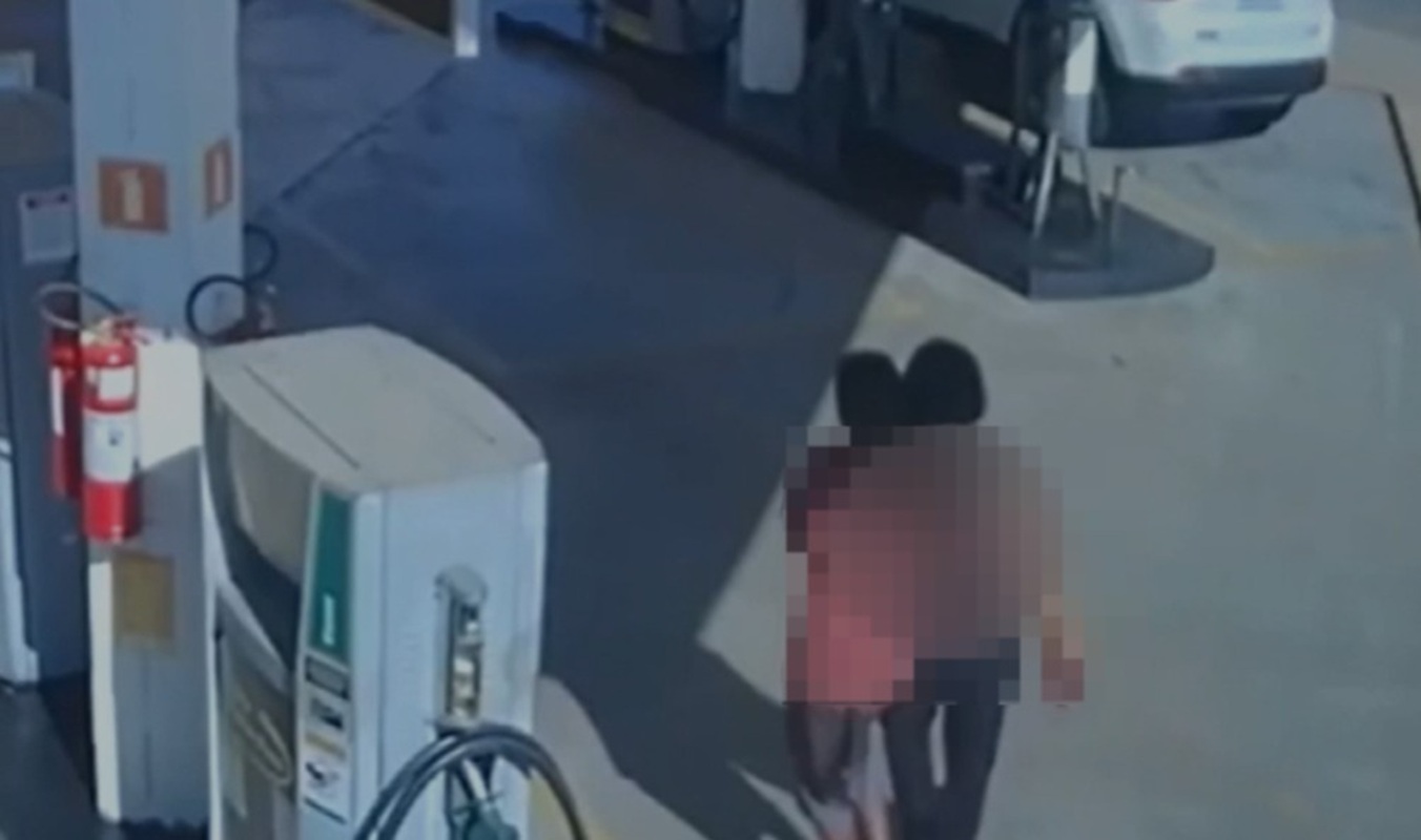 Venezuelana é esfaqueada pelo ex e câmeras flagram agressor em MG