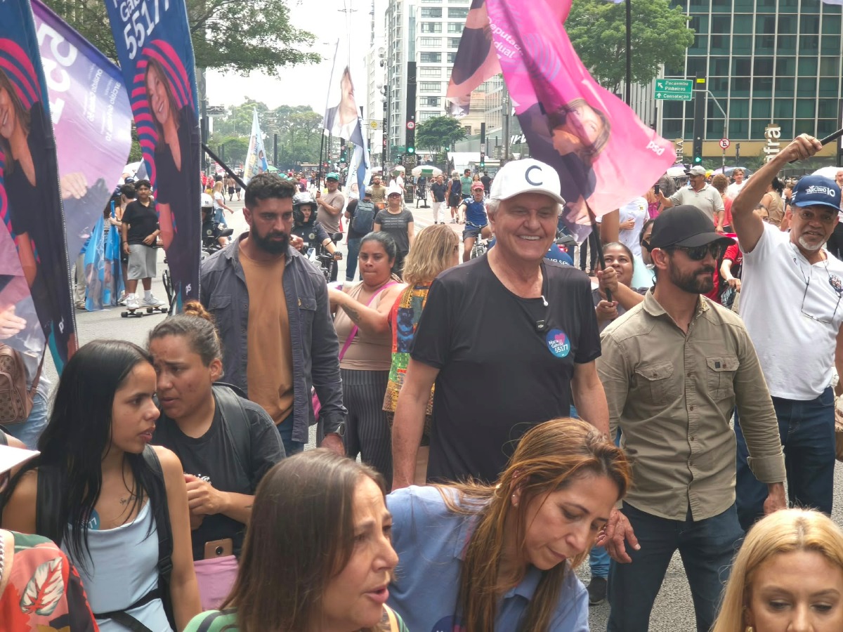 Caiado vai à Paulista em meio a ato do fim da 6x1 e mostra apoio restrito