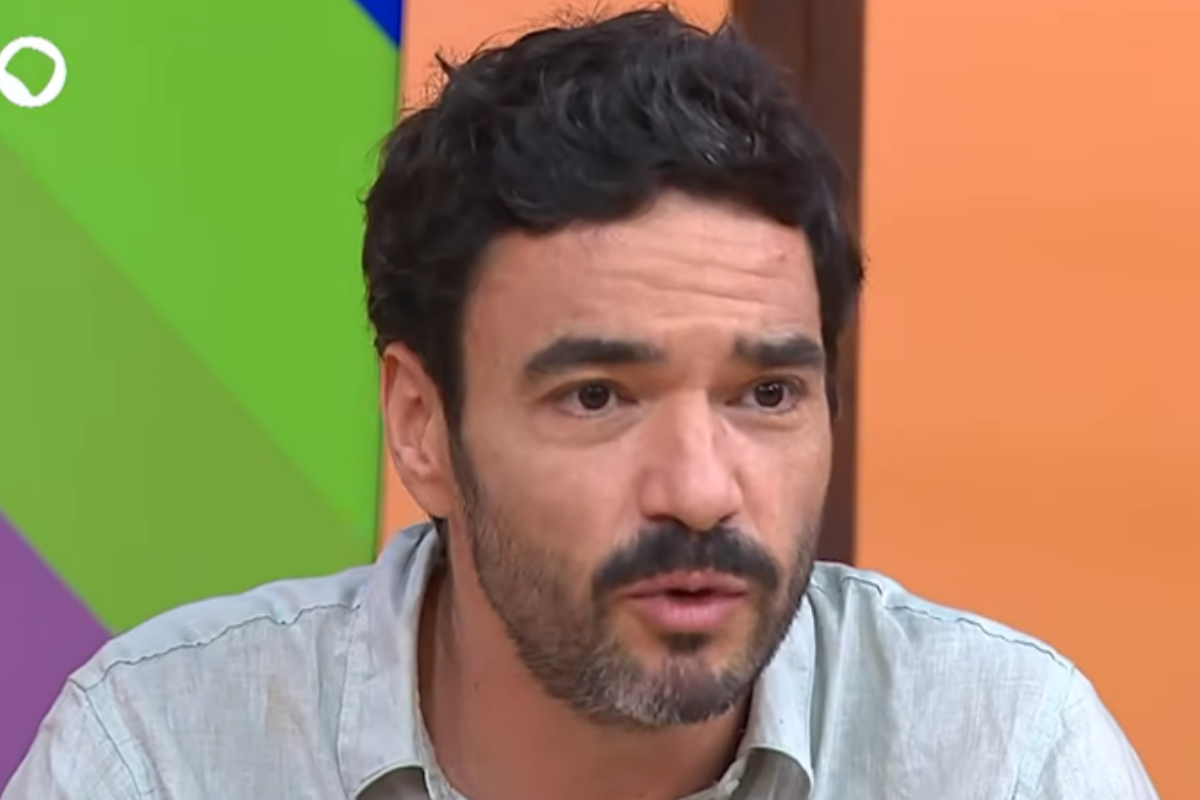 Caio Blat revela dificuldades dos filhos com leitura por uso de telas - QTU Questões do Universo