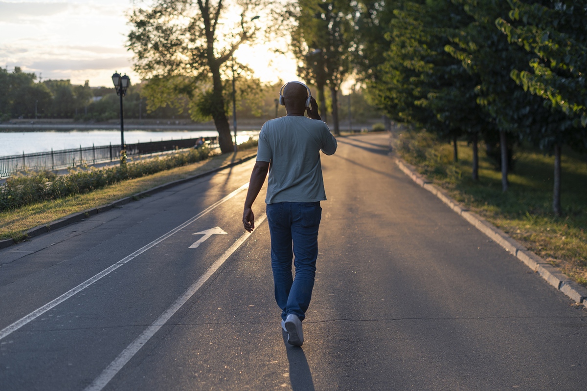 Caminhar mais por dia é tão eficiente para controlar asma quanto exercício