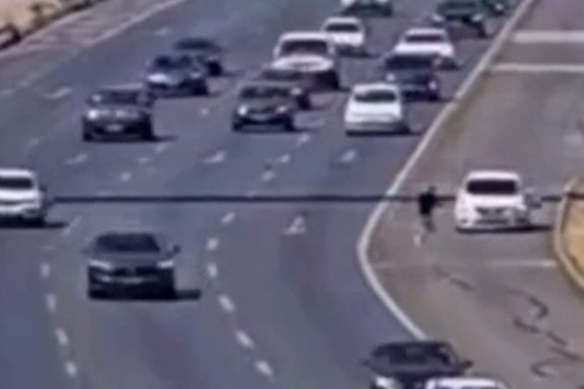Câmera flagra exato momento em que pedestre é atropelado na EPTG