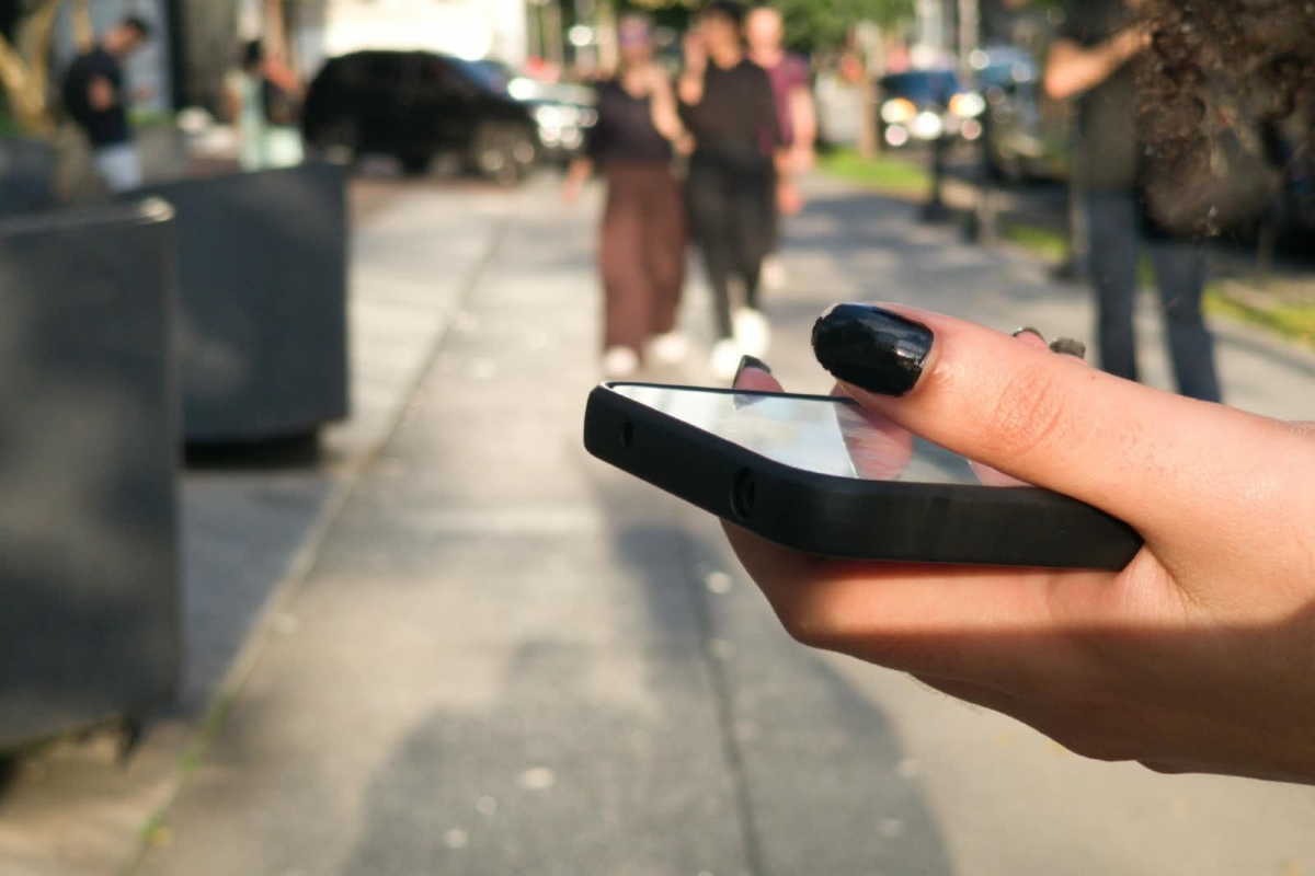 Aumento nos Roubos de Celular em Bairros de São Paulo: Um Retrato da Insegurança