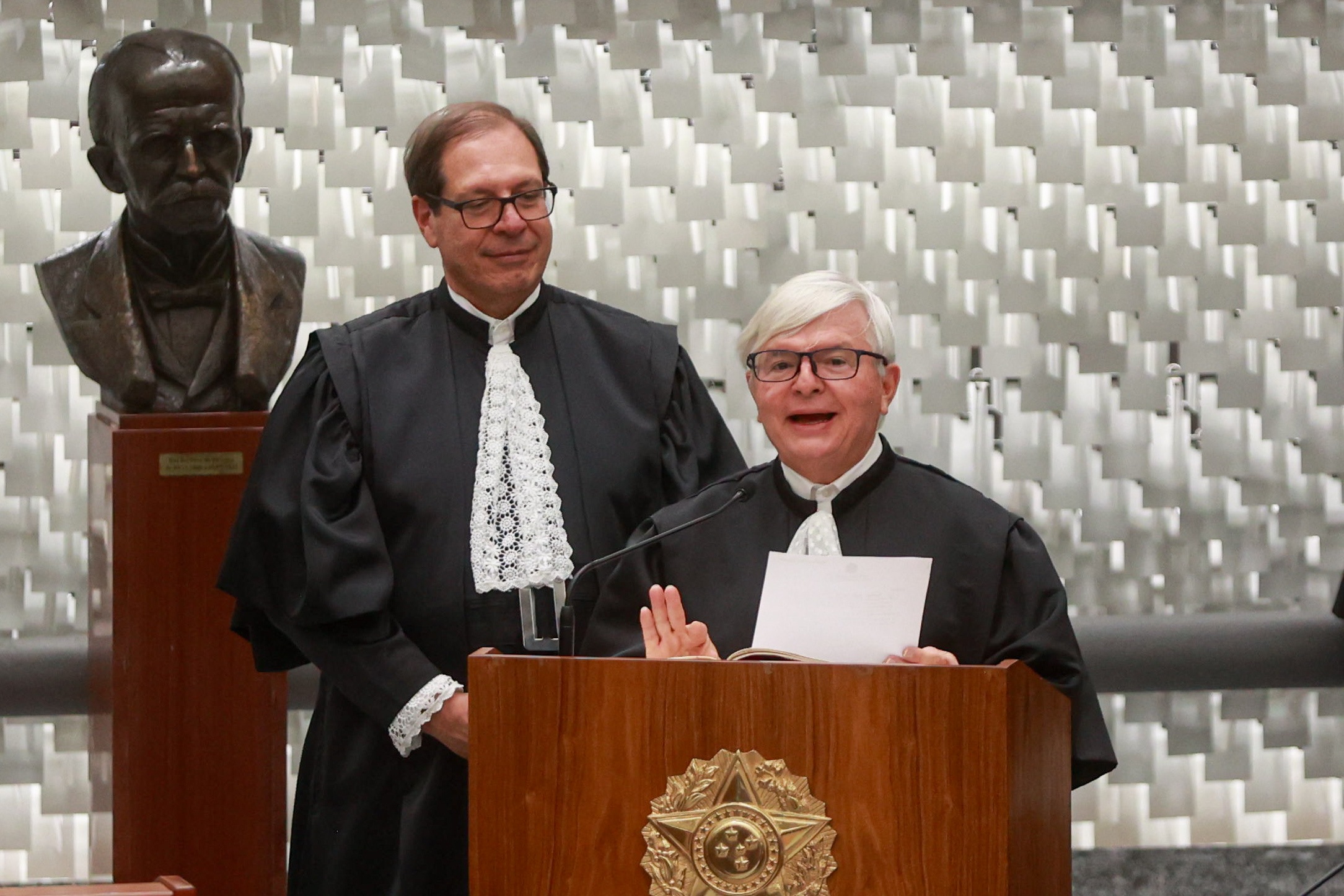 Salomão assume STJ e defende uso de IA a serviço da sociedade