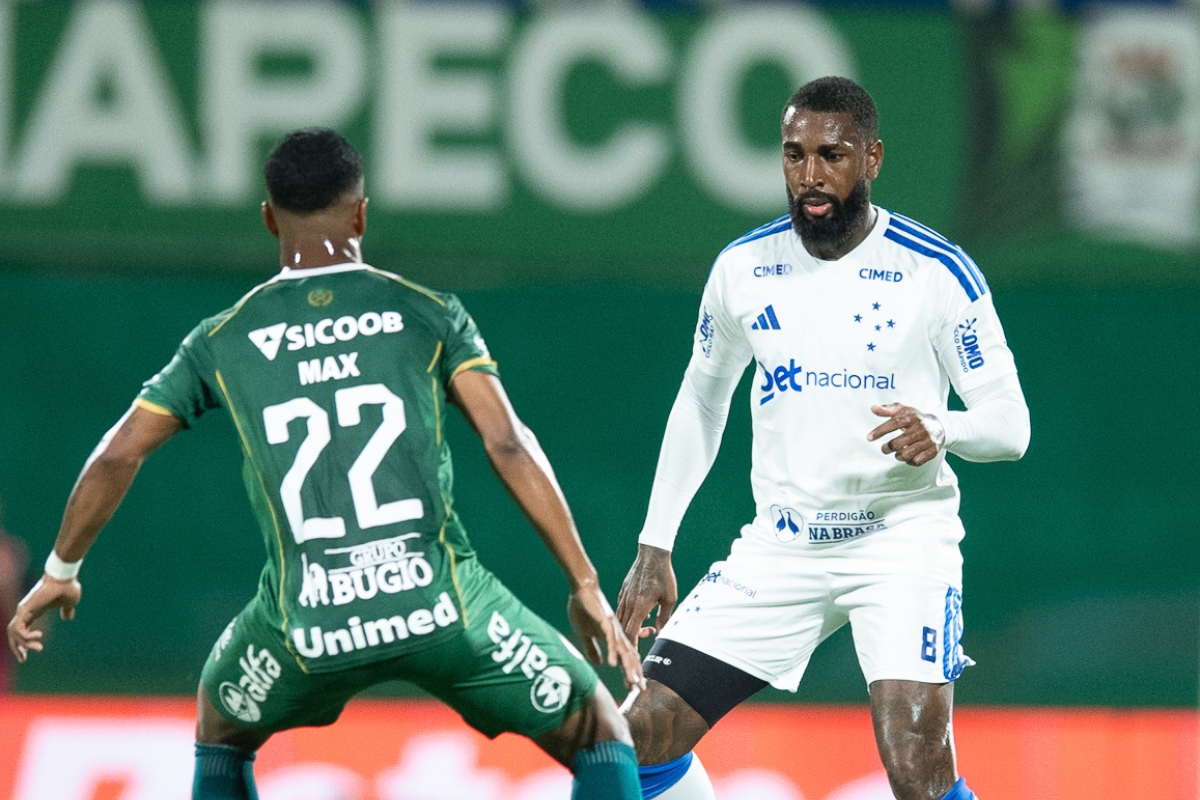 Chapecoense e Cruzeiro igualam-se sem gols nas oitavas da Copa do Brasil