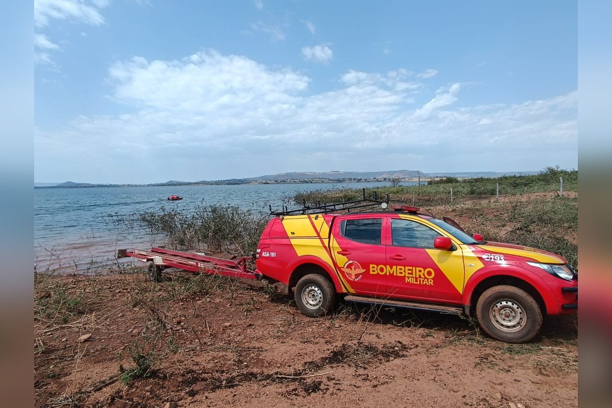 Bombeiros localizam corpo de 2ª vítima de naufrágio durante pescaria em GO