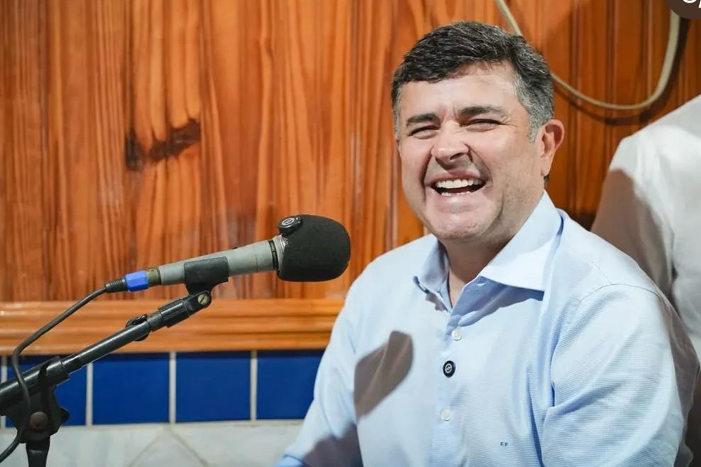 Imagem colorida de Eduardo da Fonte