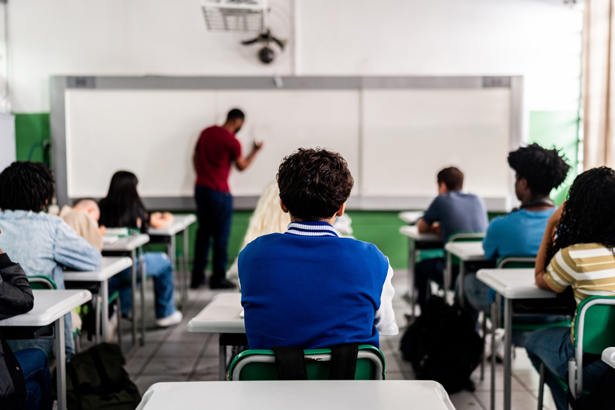 Justiça fará mutirão para negociar mensalidades atrasadas de escolas do DF
