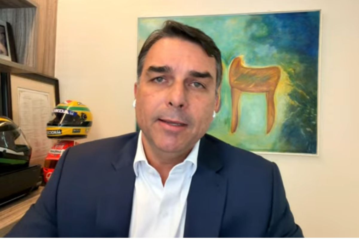 Flávio diz que Dark Horse é "página virada" sem apresentar contas