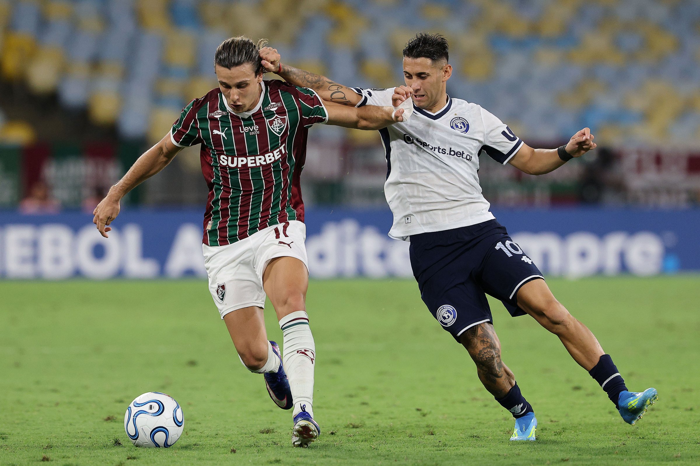 Em crise, Fluminense encara Rivadavia pelas oitavas da Libertadores