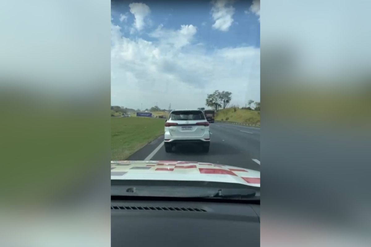 Ladrão rouba carro, foge por rodovia e mata idosa atropelada em SP
