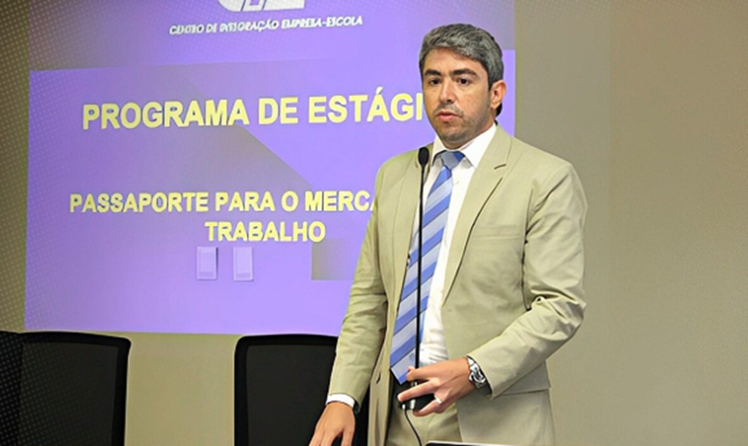Imagem vinculada ao feed original: Promotor, irmão de ex-prefeito do Macapá é demitido por compra de votos