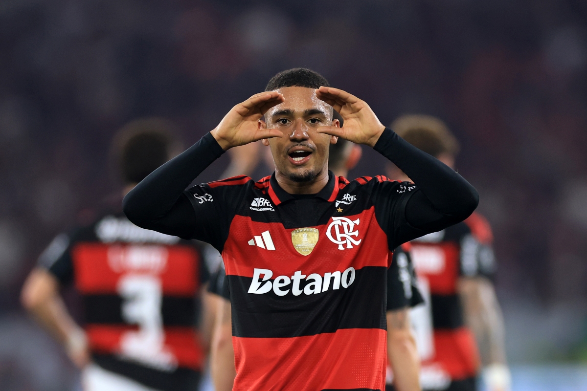 Samuel Lino rebate zoação após Flamengo avançar na Libertadores
