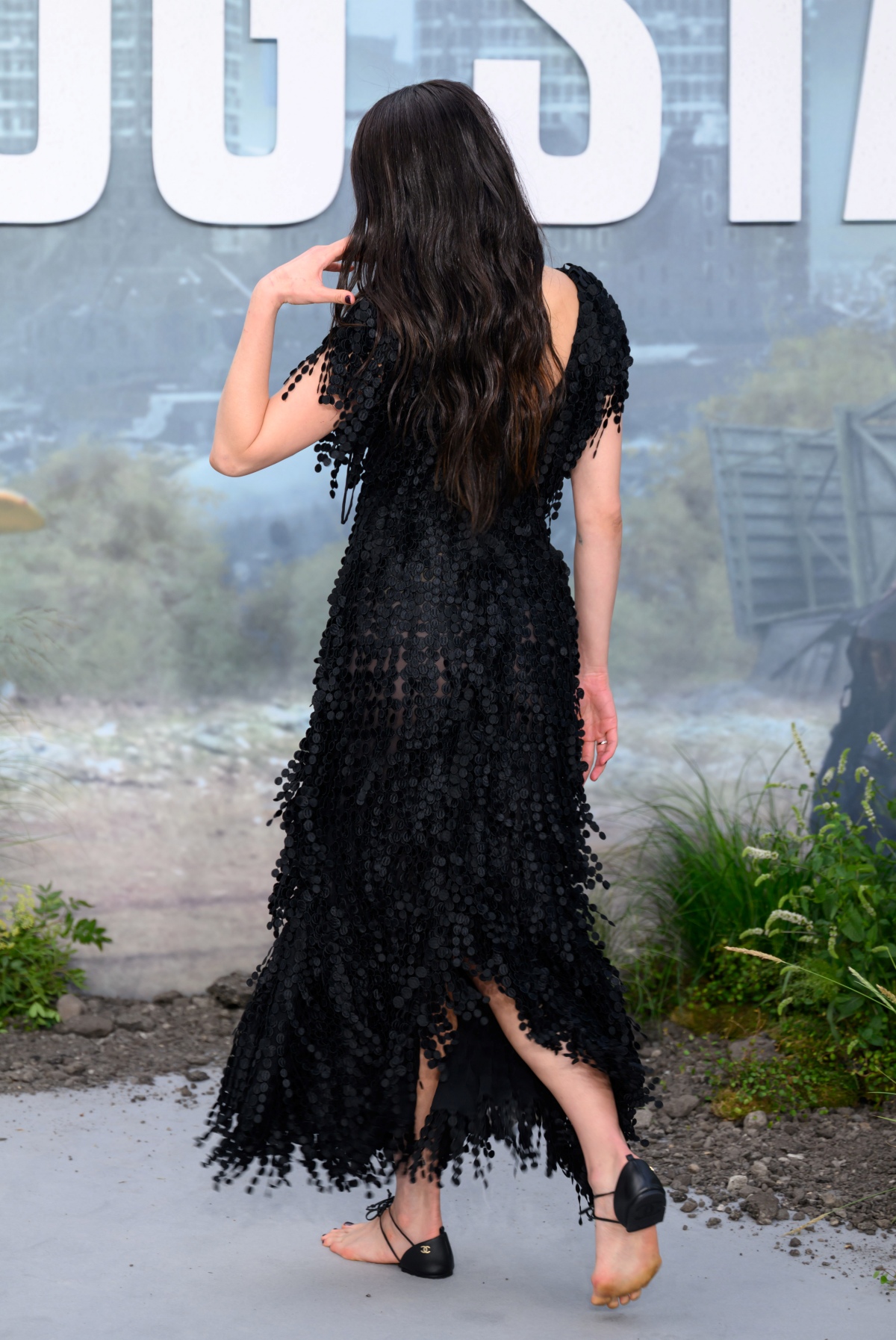 Margaret Qualley sapatos da Chanel - Metrópoles