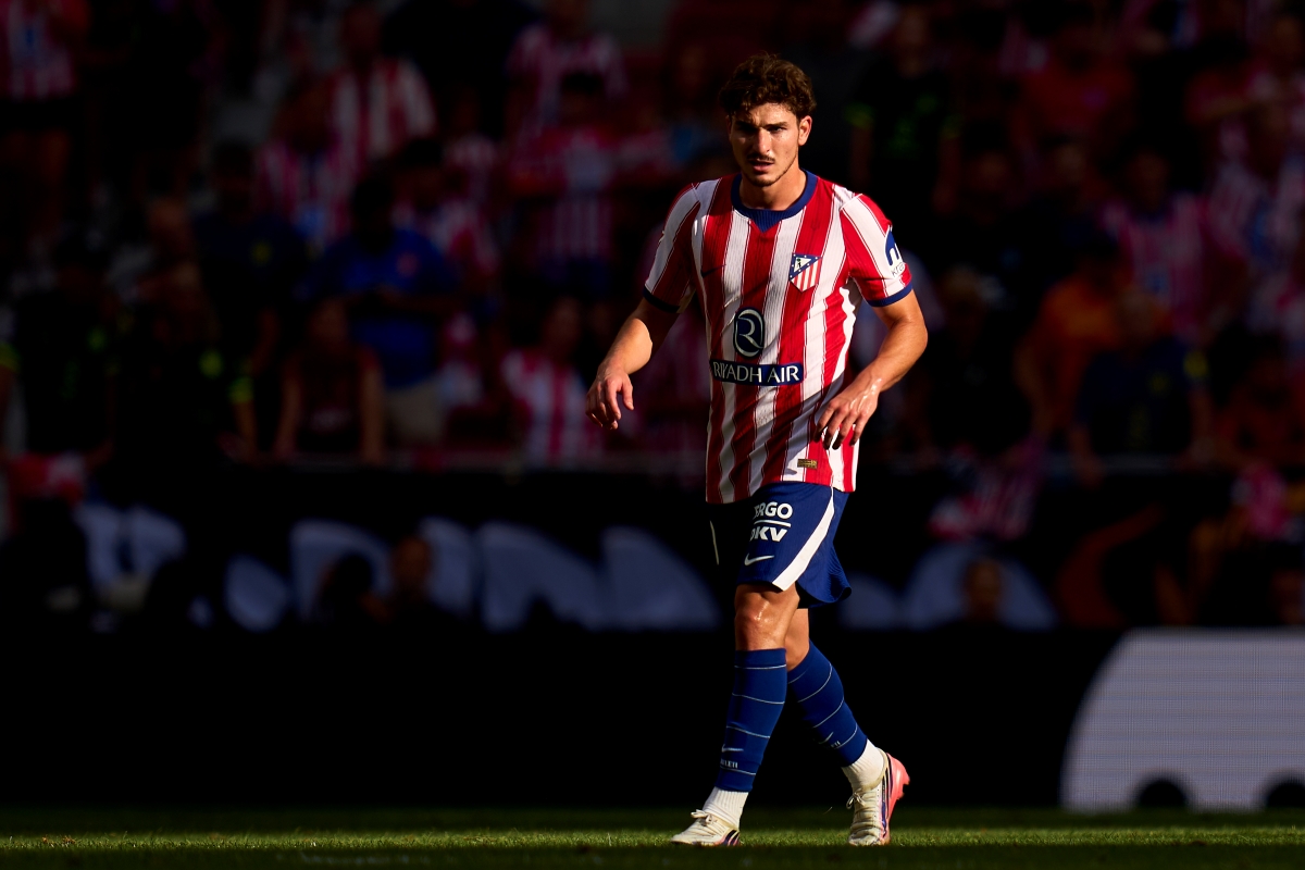 Após faltar treinos no Atleti, Julián Álvarez faz atividade sozinho no CT - QTU Questões do Universo