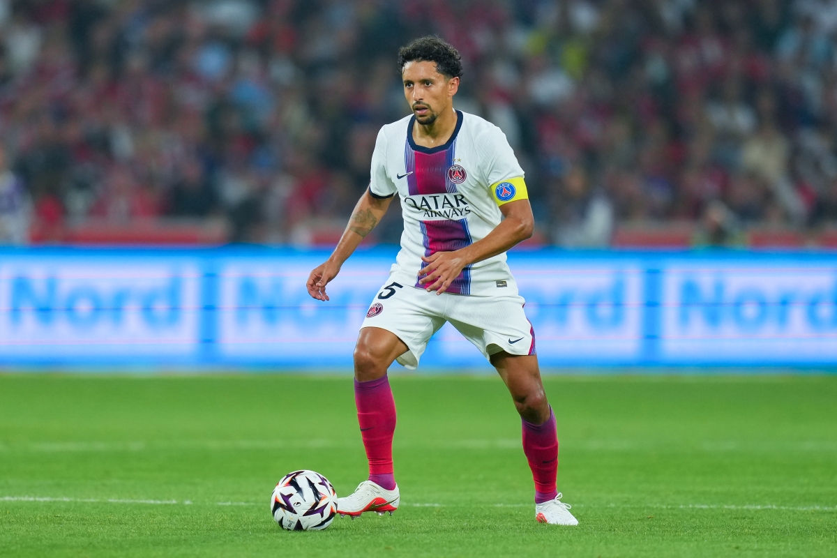 Com Ancelotti no estádio, Marquinhos marca no fim e salva PSG da derrota