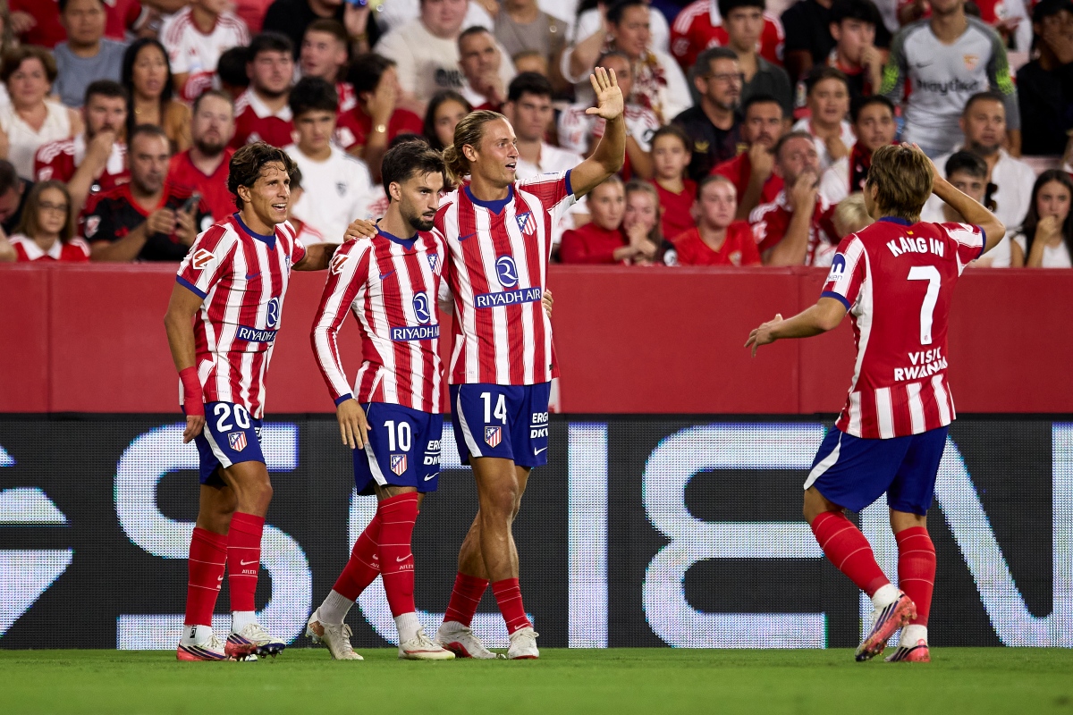 Sem Julián Álvarez, Atlético de Madrid vence Sevilla no Campeonato Espanhol