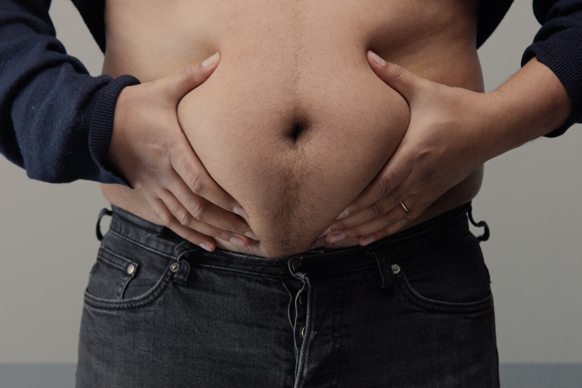 Gordura na barriga pode revelar risco cardíaco despercebido pelo IMC