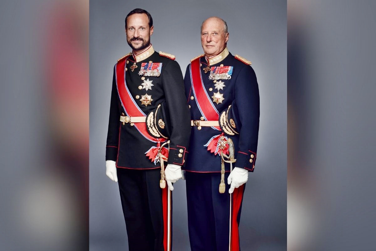 Após morte do pai, Haakon VIII assume trono da Noruega em meio a crises - QTU Questões do Universo