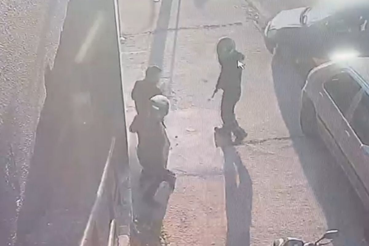 Homem diz ser advogado, é retirado de dentro de imobiliária e morto a tiros