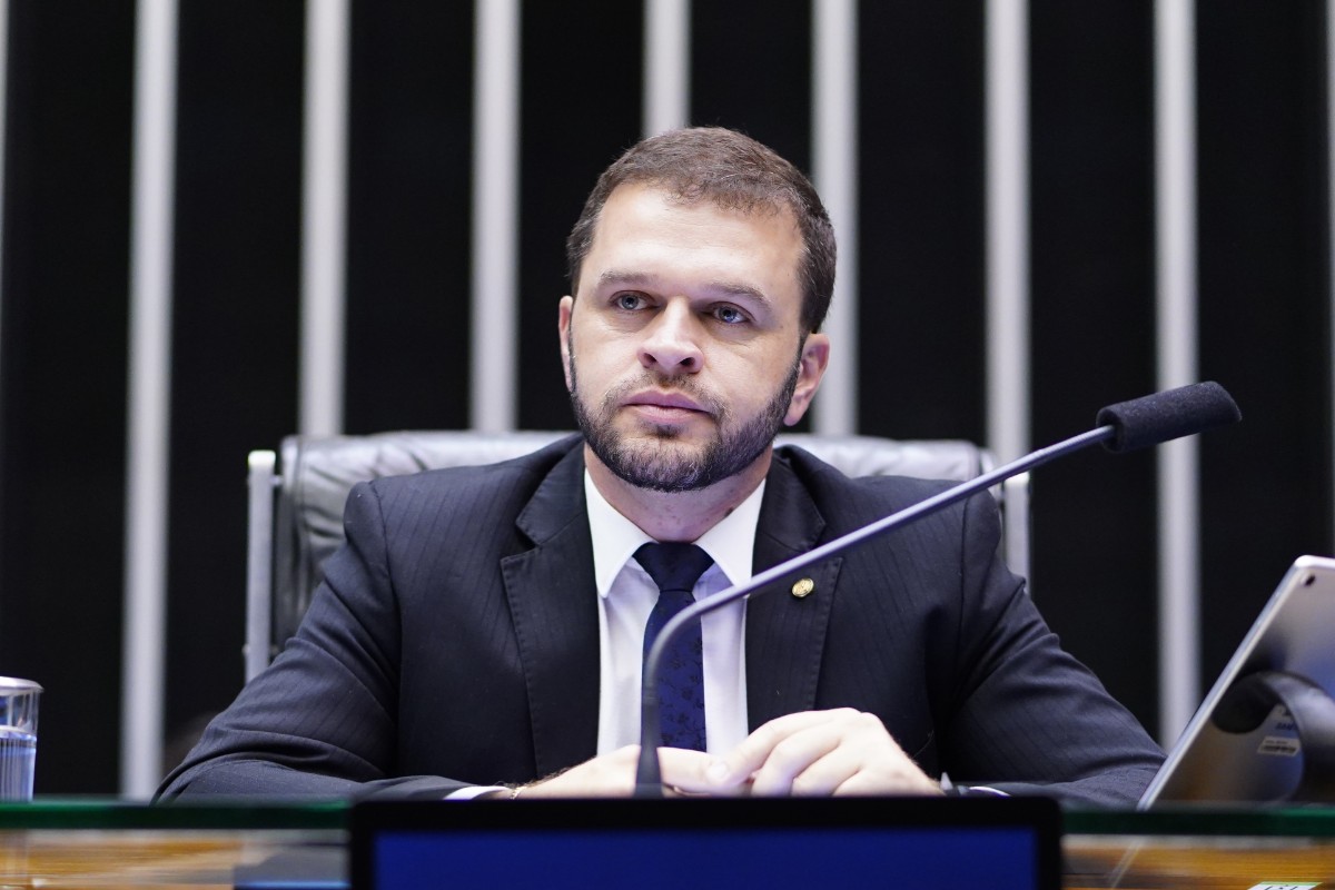 Charlles Evangelista é escolhido como vice de Flávio Roscoe em Minas Gerais