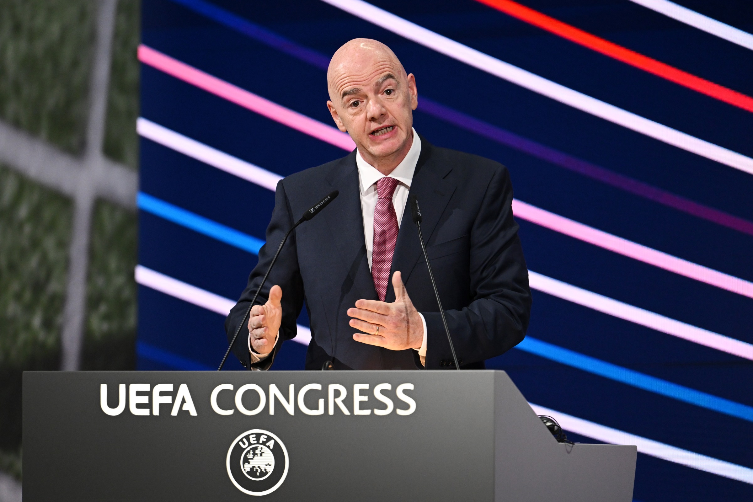 UEFA Celebra Abandono de Projeto da FIFA Que Privatizaria a Copa do Mundo