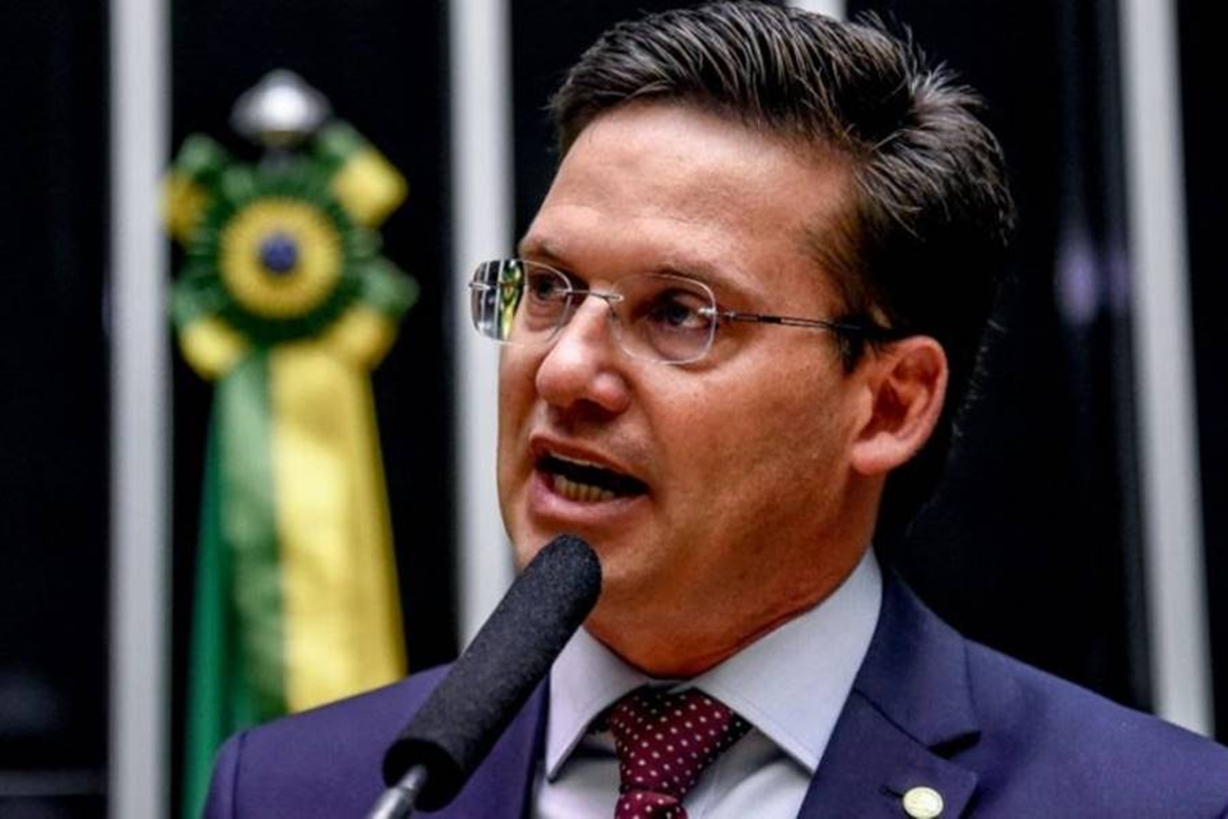 Imagem colorida do ex-ministro João Roma, da Cidadania