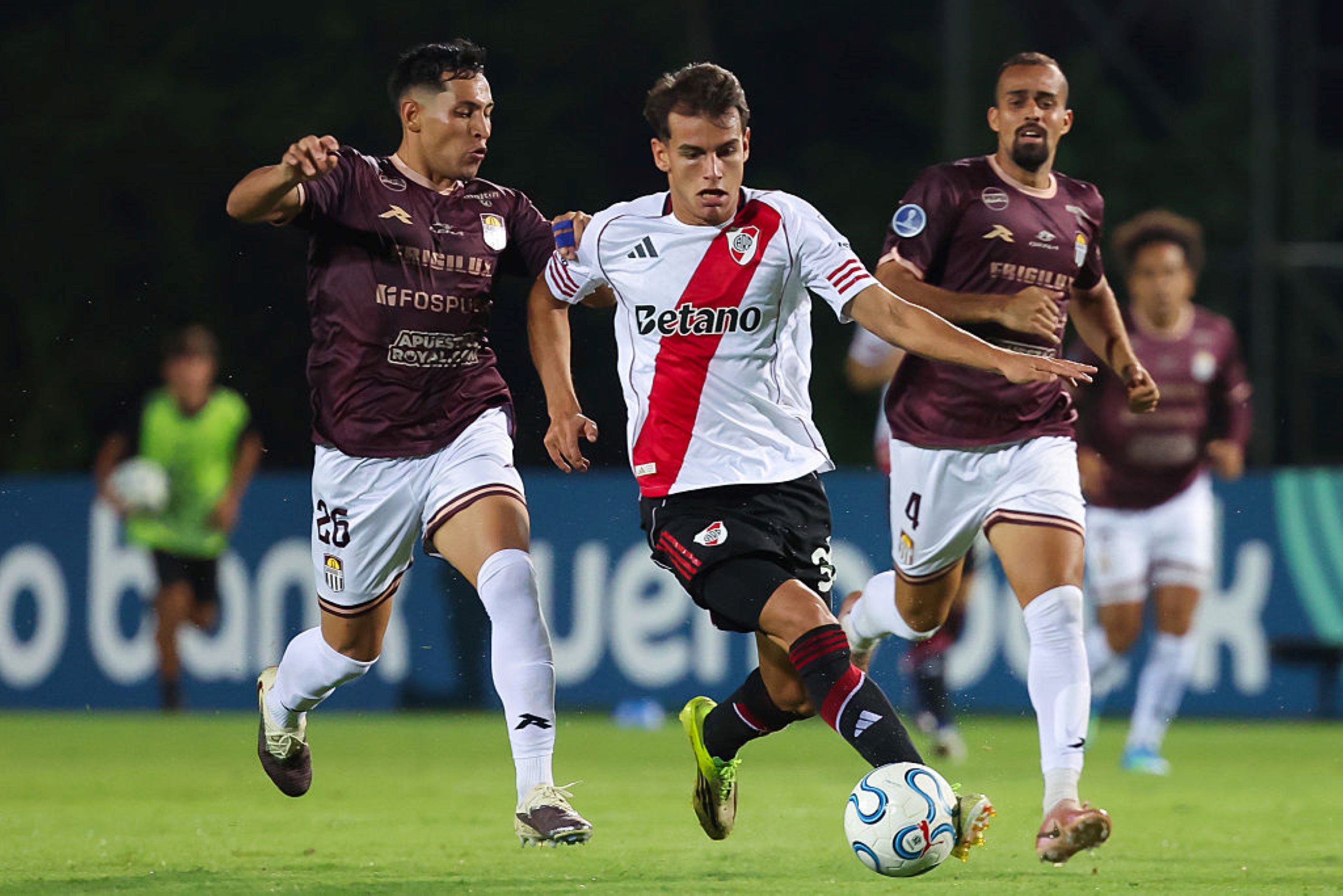 Flamengo corre contra o tempo para inscrever reforços na Libertadores