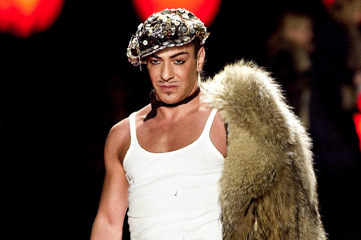 Após críticas, Met cancela exposição dedicada a John Galliano
