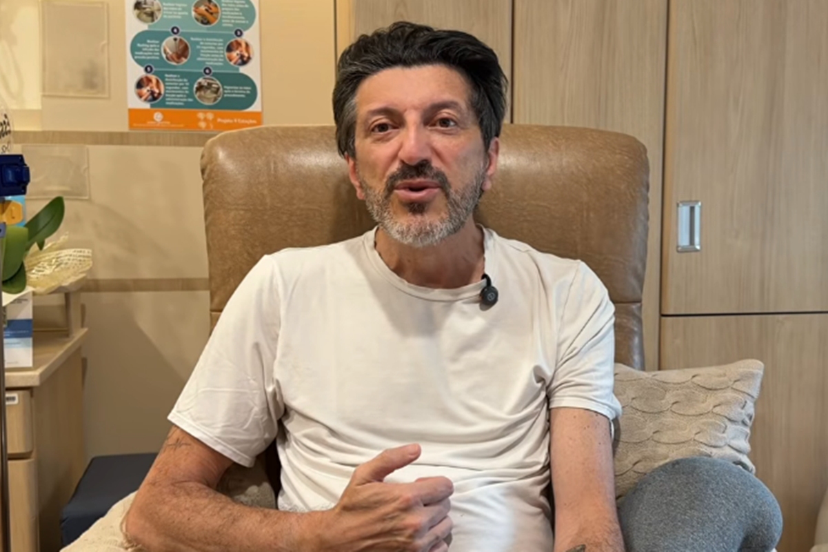 No hospital, Lito Sousa grava vídeo e manda recado: "Milagres acontecem" - QTU Questões do Universo