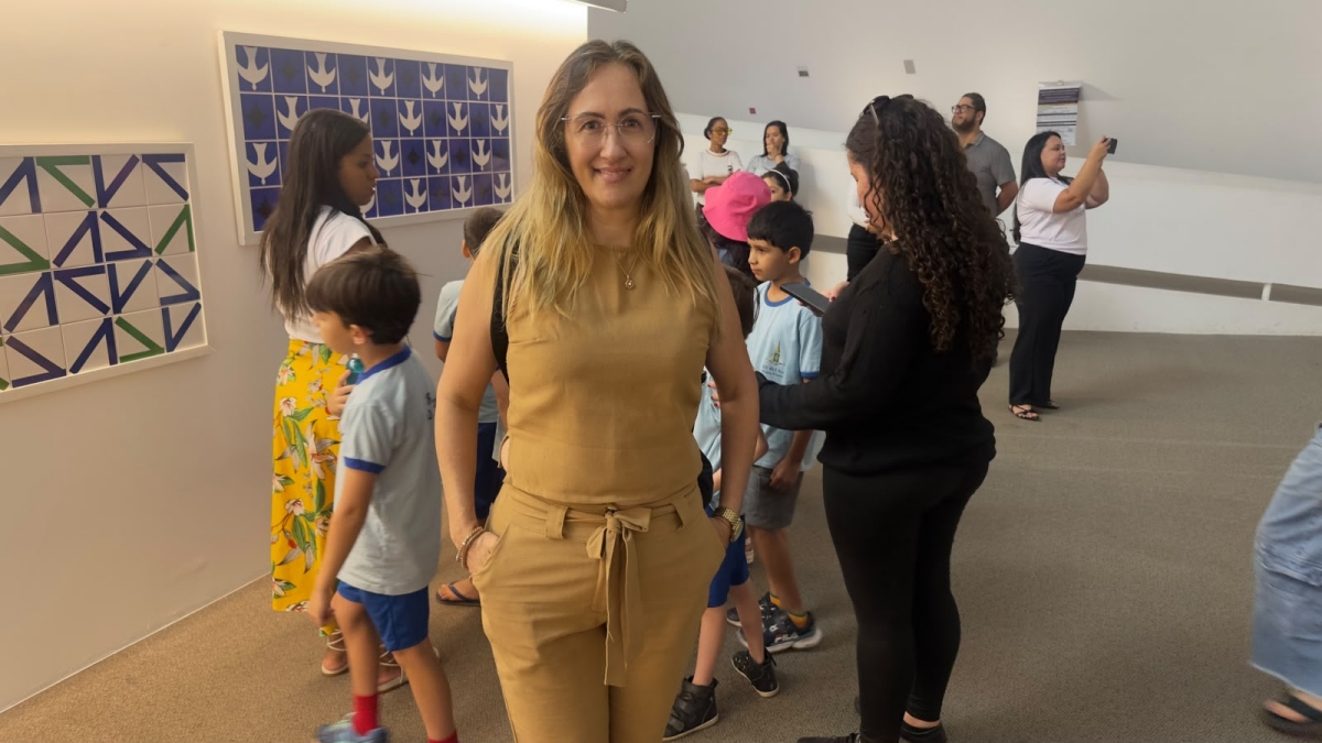 Mari sobreiro coordenadora da escola classe 403 sul