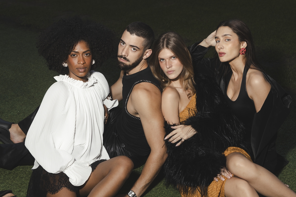 foto com cor. editorial de moda metrópoles catwalk - metrópoles