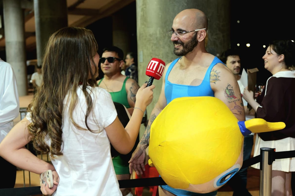 Nicholas Alves relembrou as Meninas Super Poderosas no concurso LowCostPlay