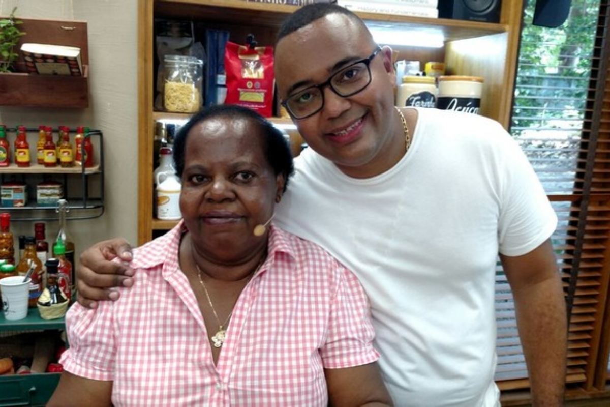 Despedida de Anita Nobre: Mãe de Dudu Nobre Falace aos 78 Anos