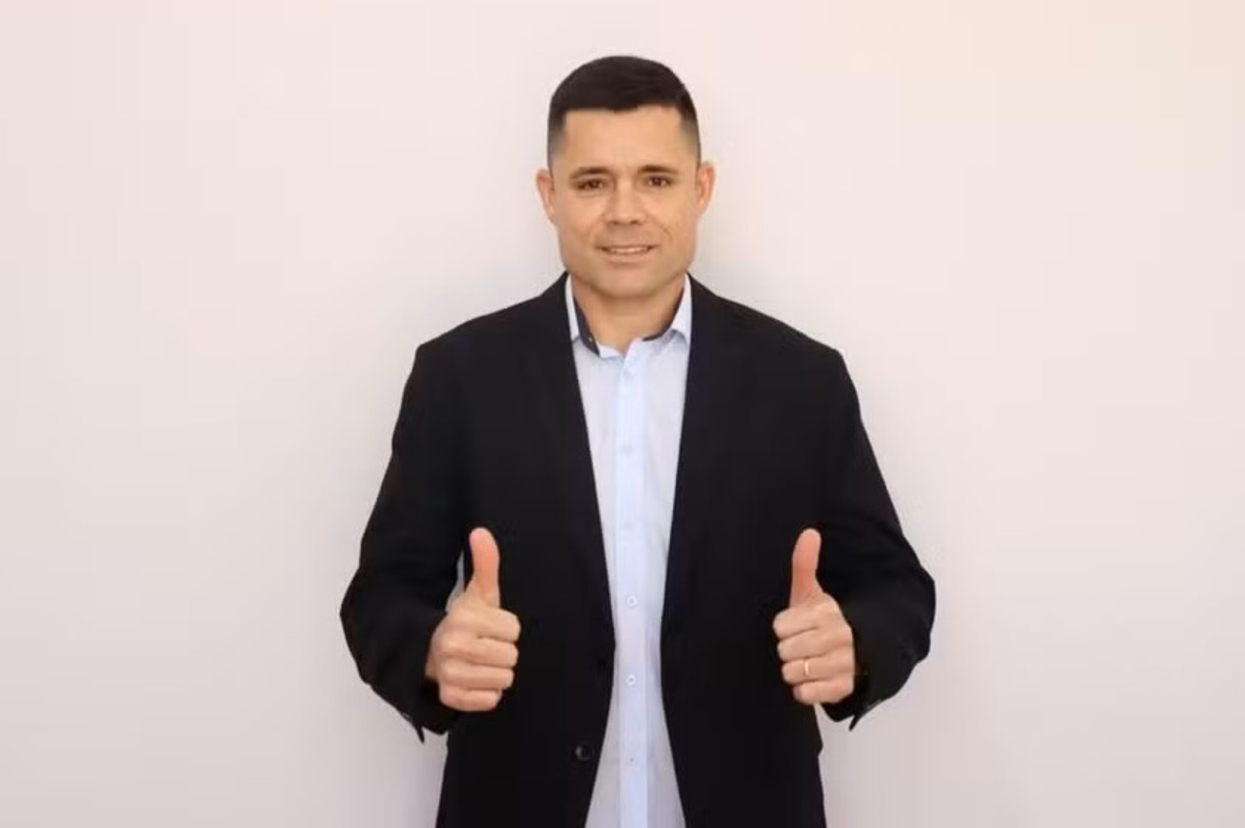 Imagem colorida mostra Nilton Santos - Metrópoles