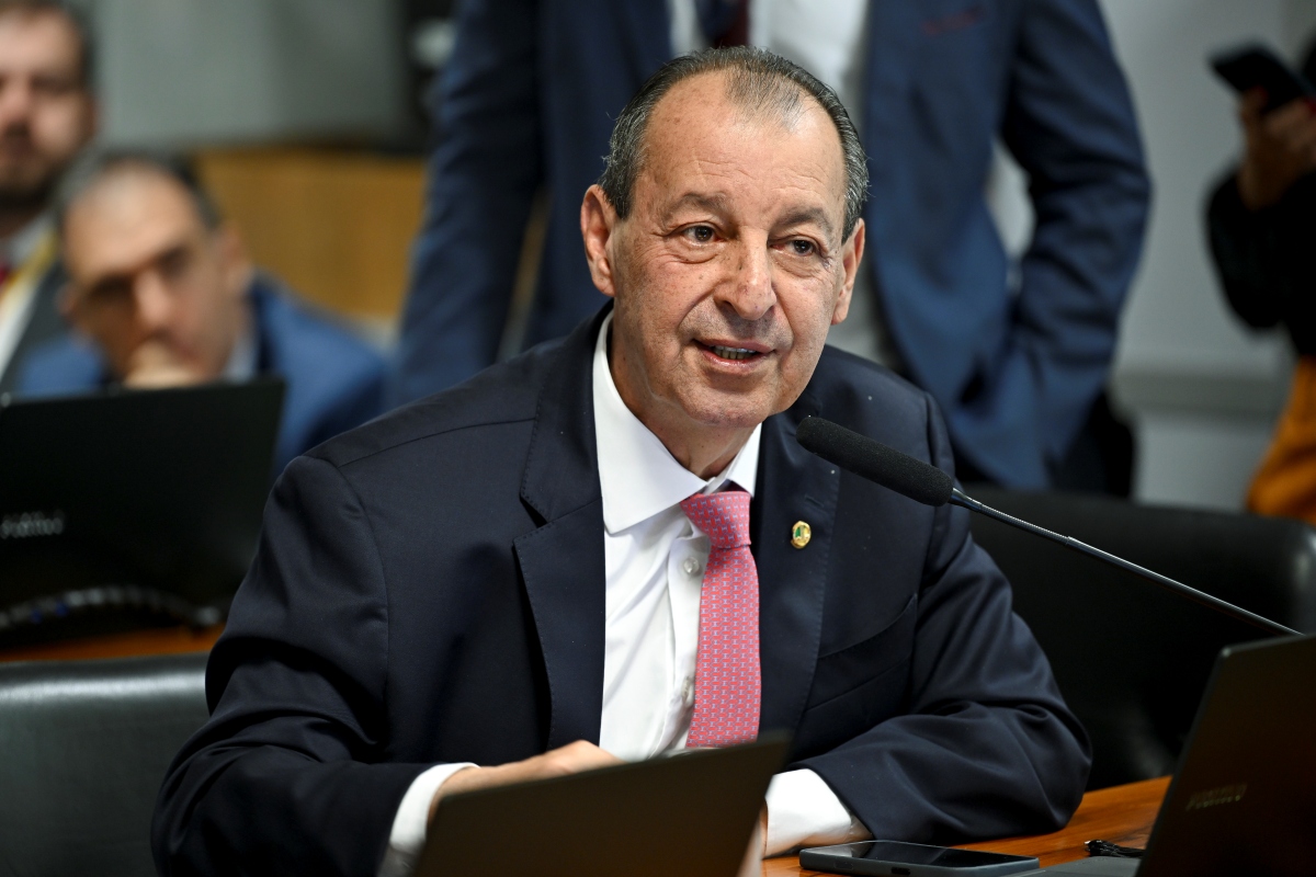 Relator quer votar fim da 6x1 na CCJ e no plenário do Senado nesta quarta