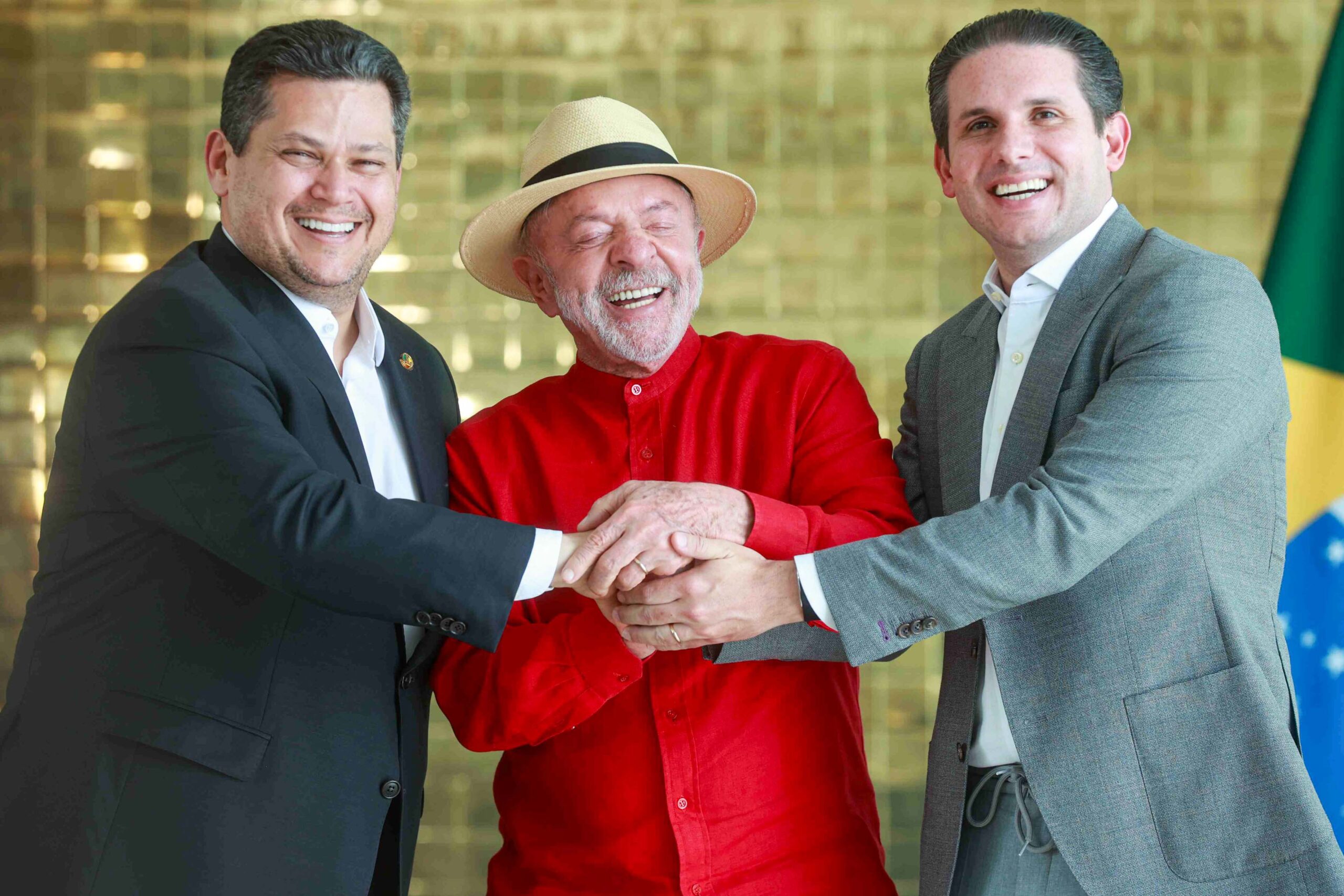 Lula diz estar “convicto” de aprovação do fim da 6x1 no Senado
