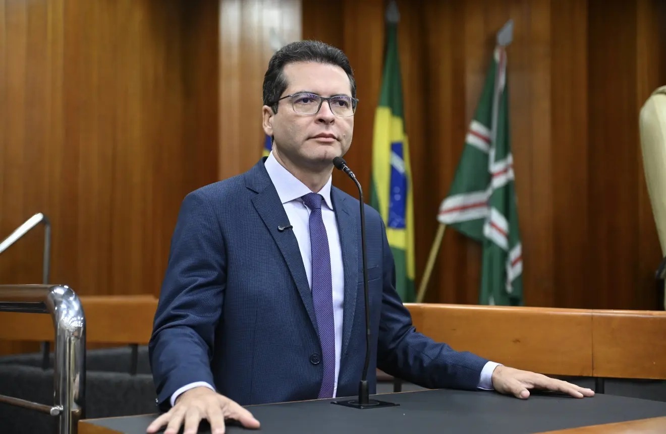 imagem colorida oseias varao senado goias