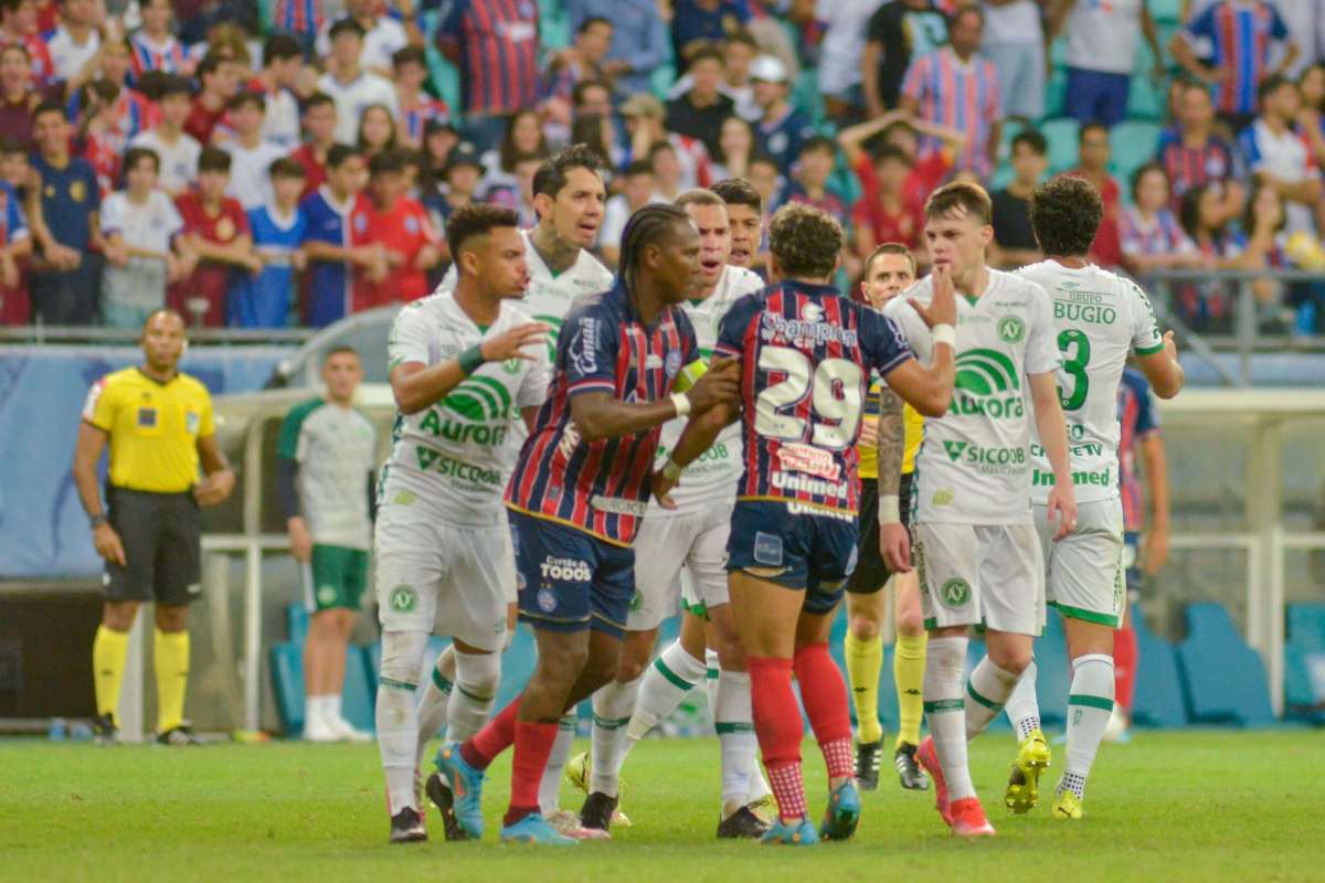 Chapecoense e Bahia Medem Forças no Brasileirão: Expectativas e Análises