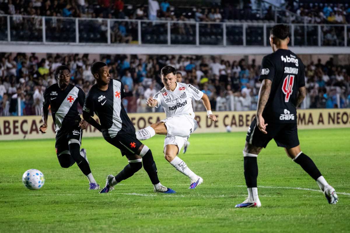 Vasco e Santos: Apostas e Expectativas para o Clássico do Brasileirão