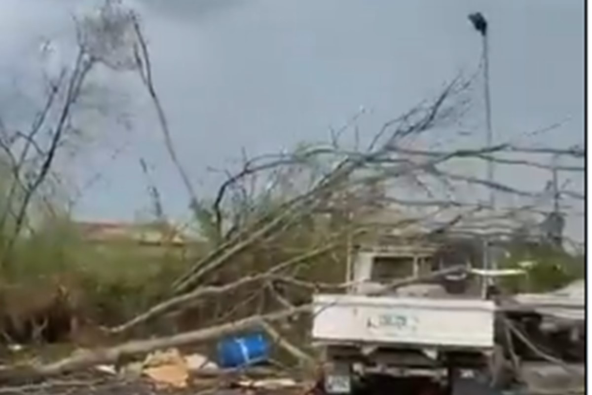 Tornado devasta vila na França, deixando feridos e danos estruturais