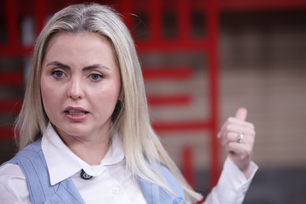 Candidata à Presidência quer regulação de redes para criança e adolescente