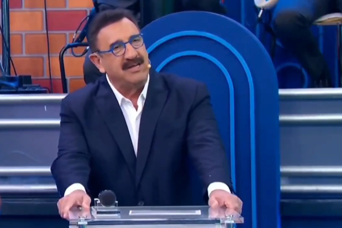 Ratinho fala sobre suposta amante e surpreende: "Eu tenho seis"