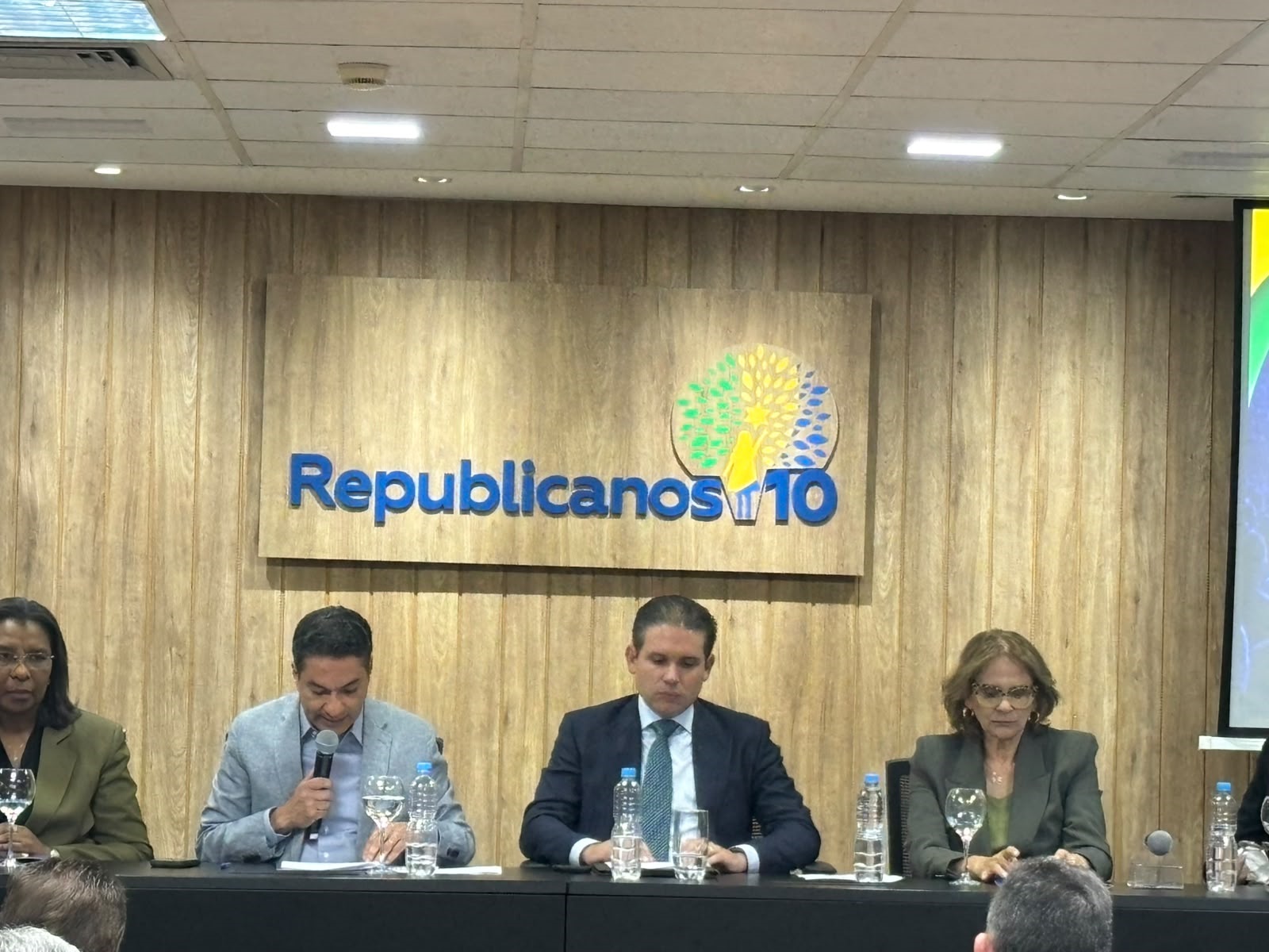 Republicanos: apoio a Lula teve só 1 voto; legenda adota neutralidade - QTU Questões do Universo