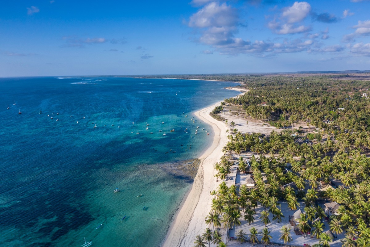 Conheça Rote, a ilha indonésia esquecida pelo tempo e amada por surfistas - QTU Questões do Universo