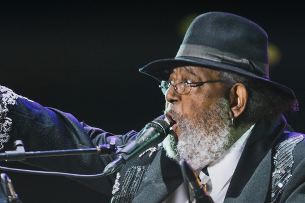 Morre Ruben Rada, cantor referência da música uruguaia, aos 83 anos