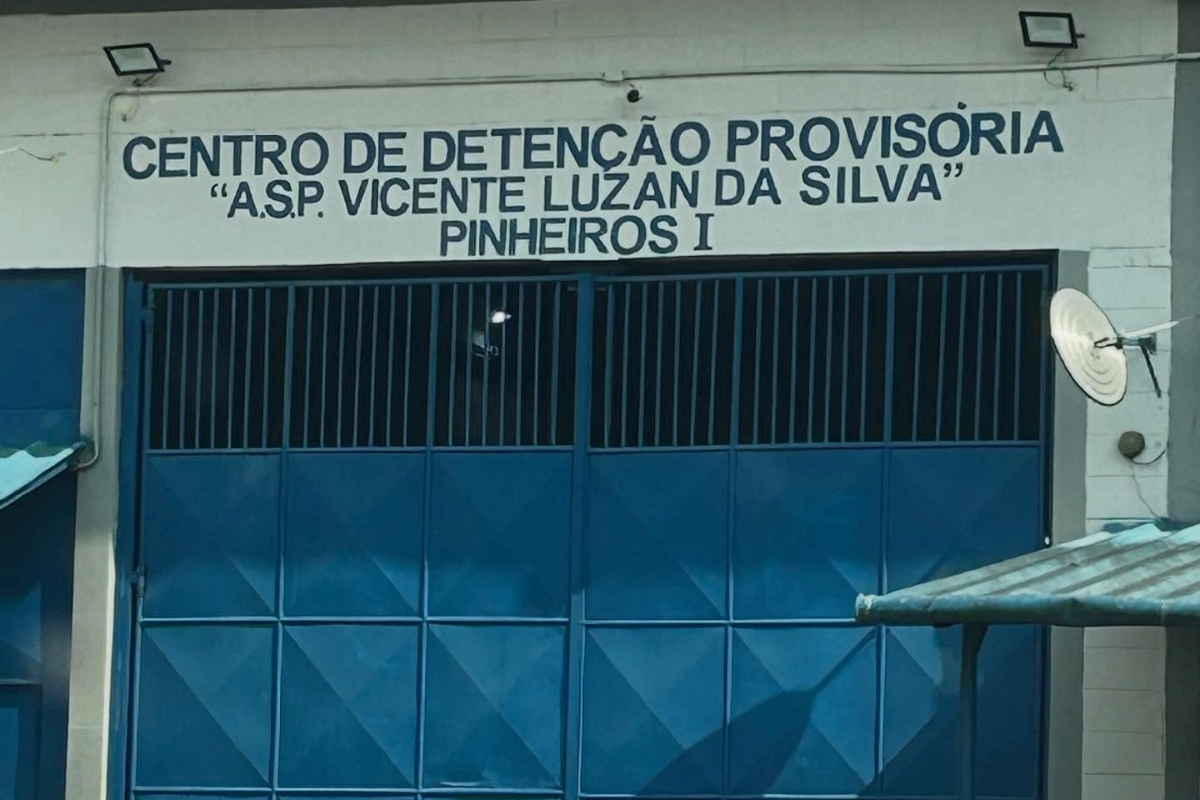 Empresário Ivo Kos está preso em cadeia com superlotação de SP