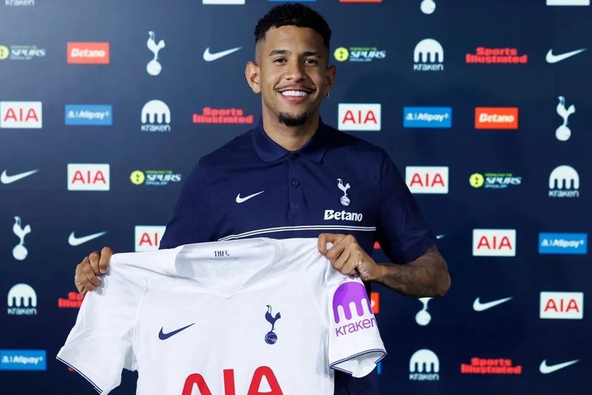 Savinho é o novo reforço do Tottenham após saída do Manchester City